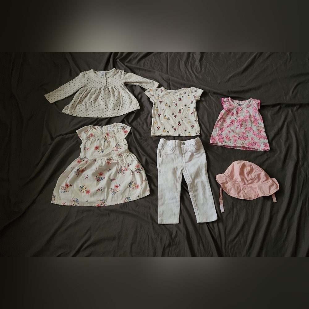 Bundle Of Clothes - Picture 6 of 9